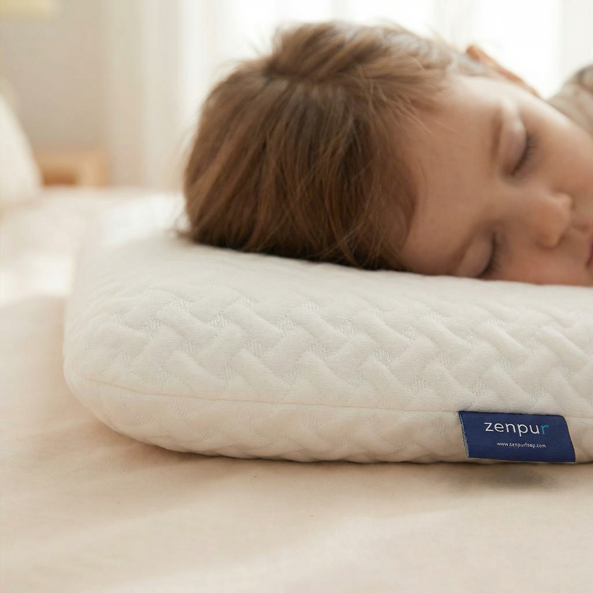 Oreiller Enfant Moelleux Ergonomique à Mémoire de Forme - 6 à 10 ans (40 x 60 cm)