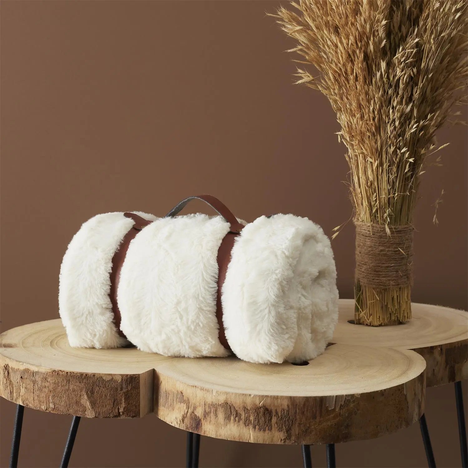 Plaid Blanc Luxueux en Imitation Fourrure avec Anse Zenpur